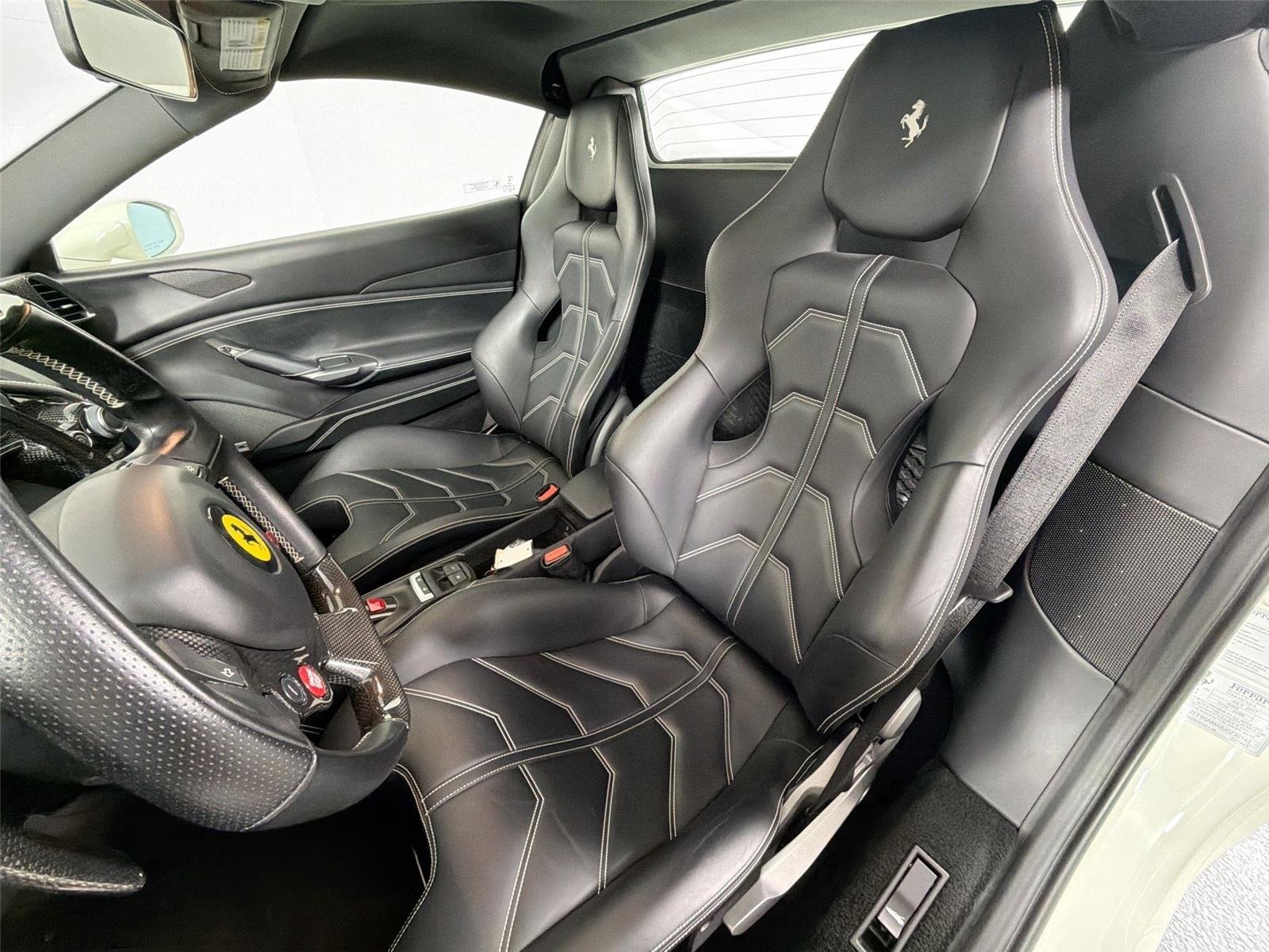 Used 2018 Bianco Avus Ferrari Base image 5