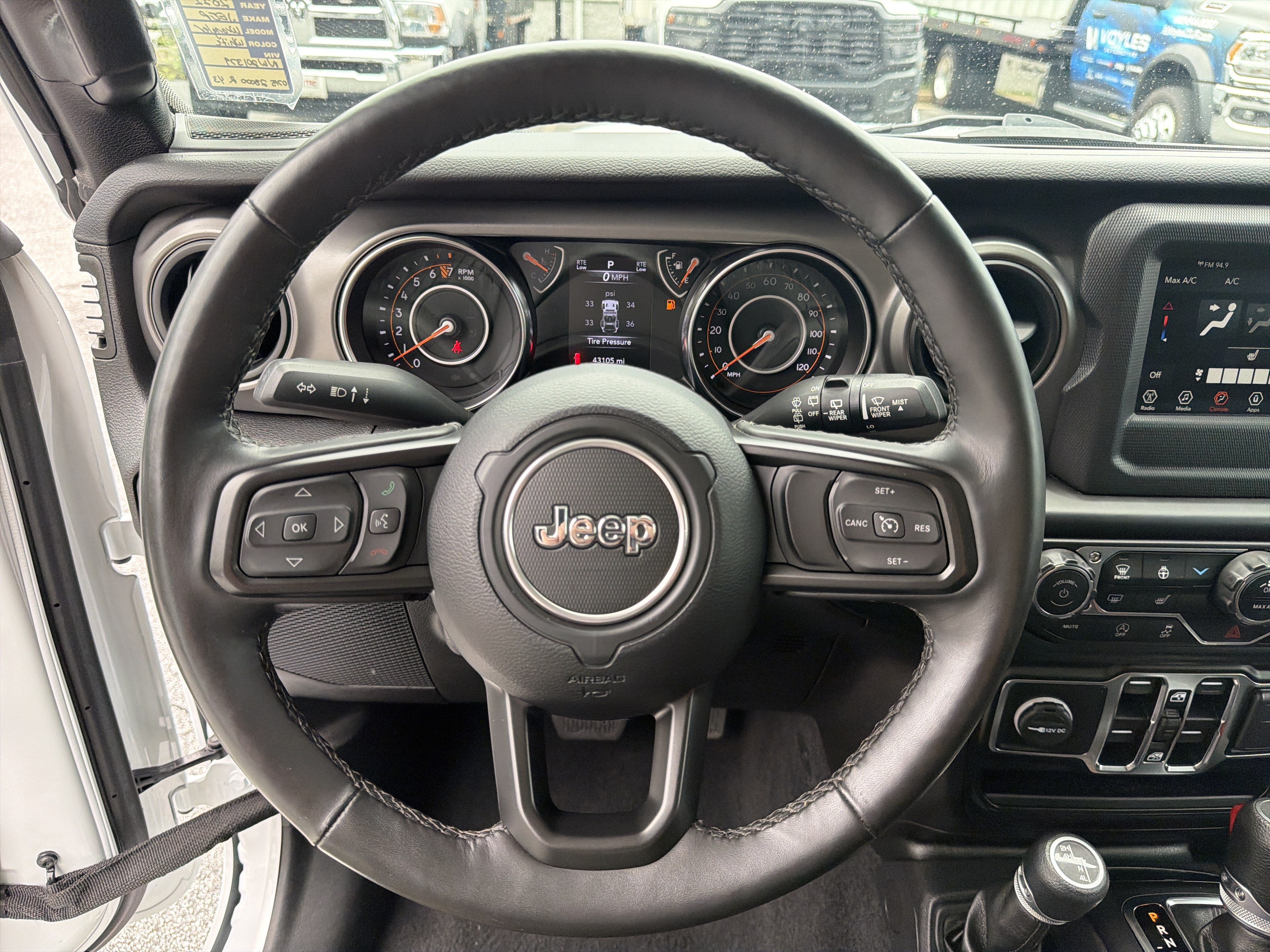 Used 2022 Bright White Clearcoat Jeep Unlimited Sport S image 28