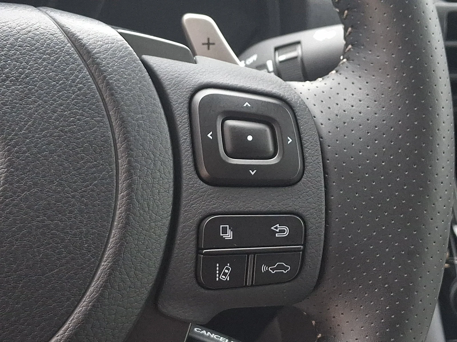 Certified Used 2025 CAVIAR Lexus  image 22