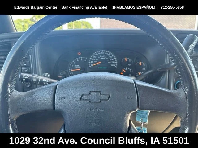 Used 2004 White Chevrolet LS image 15