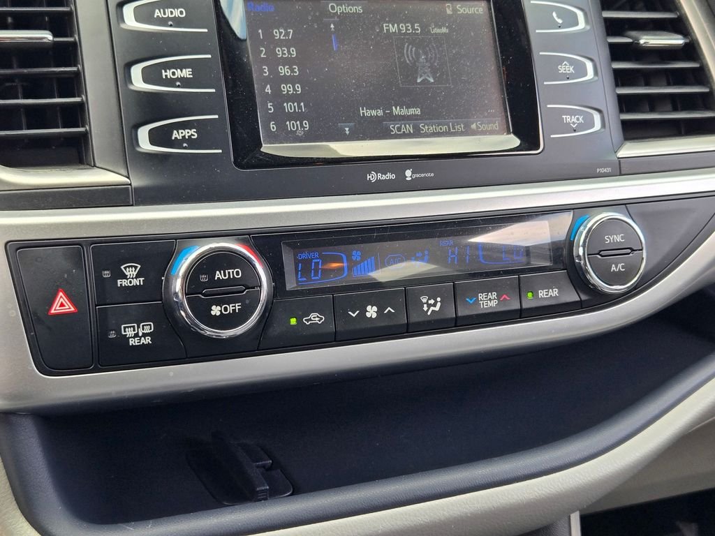 2015 Toyota Highlander LE Plus - Photo 36