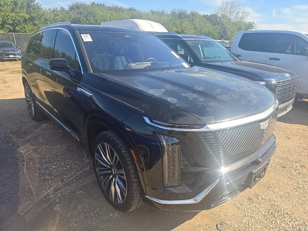 2026 Cadillac VISTIQ Premium Luxury - Photo 4