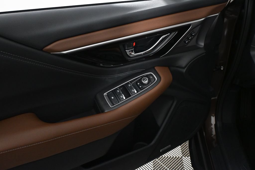 Used 2022 Brown Subaru Touring XT image 8