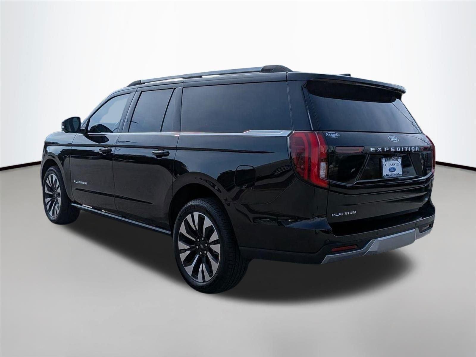 New 2025 Agate Black Metallic Ford Platinum® MAX image 9