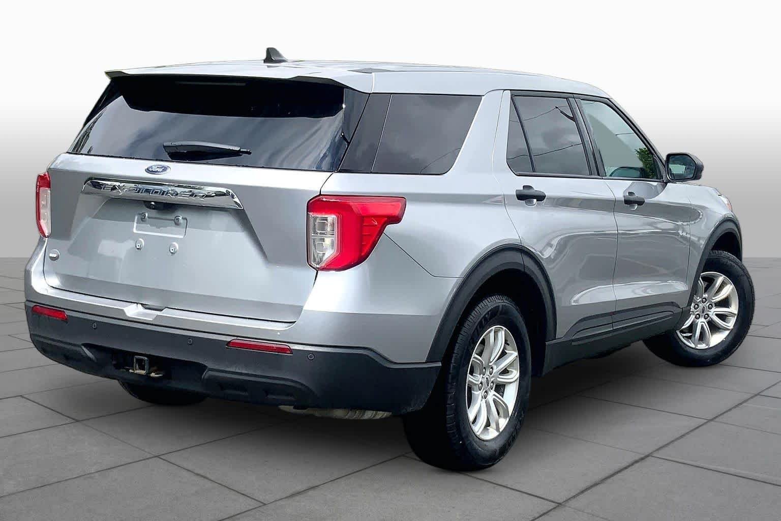 Certified Used 2021 Iconic Silver Ford Base image 13