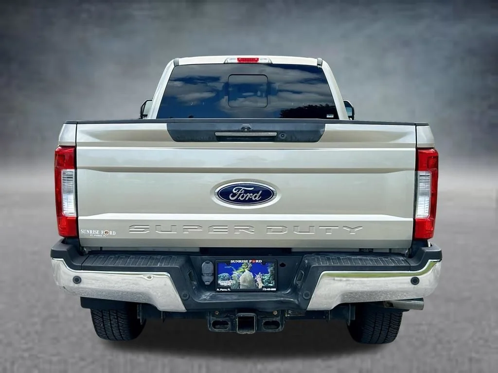 Used 2017 White Gold Metallic Ford Lariat image 6
