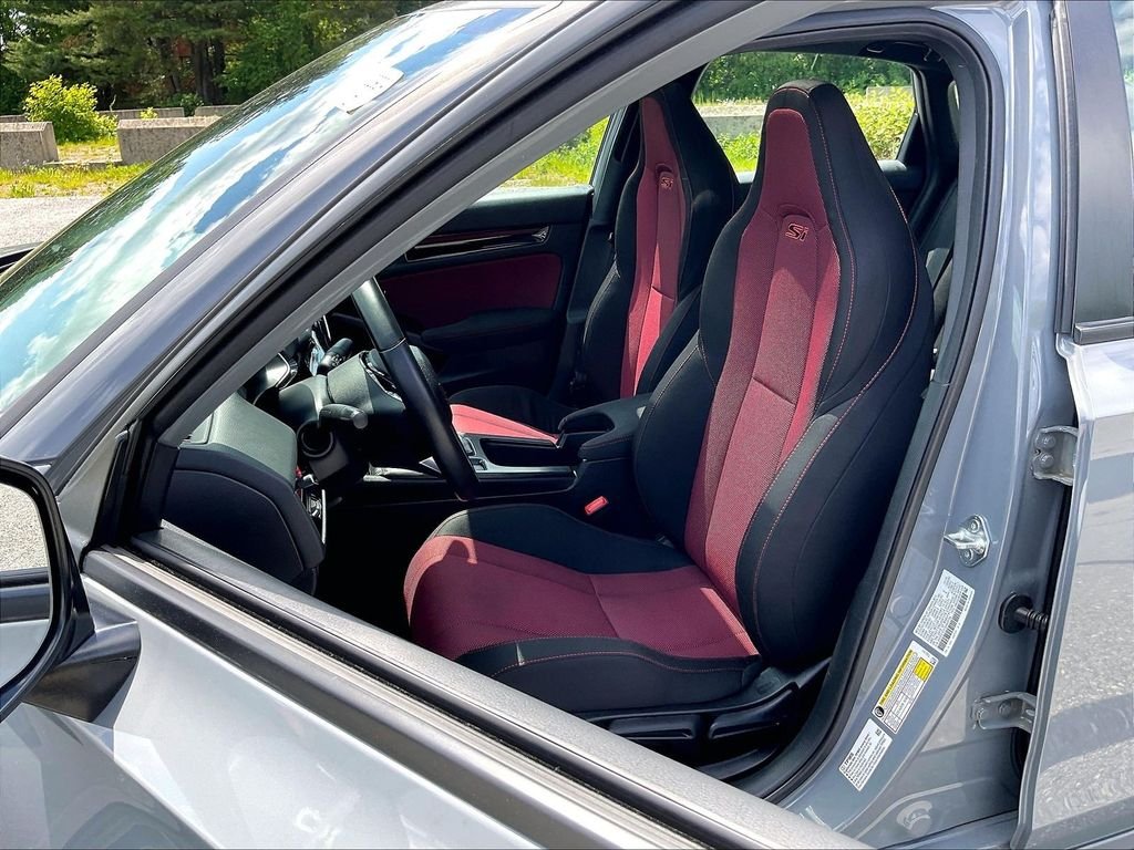 Used 2025 Gray Honda  image 10