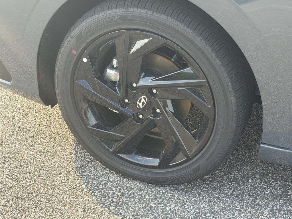 New 2026 Gray Hyundai SEL Sport image 29
