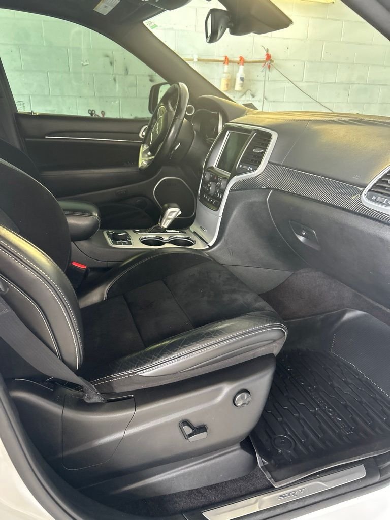 Used 2018 White Jeep SRT image 27
