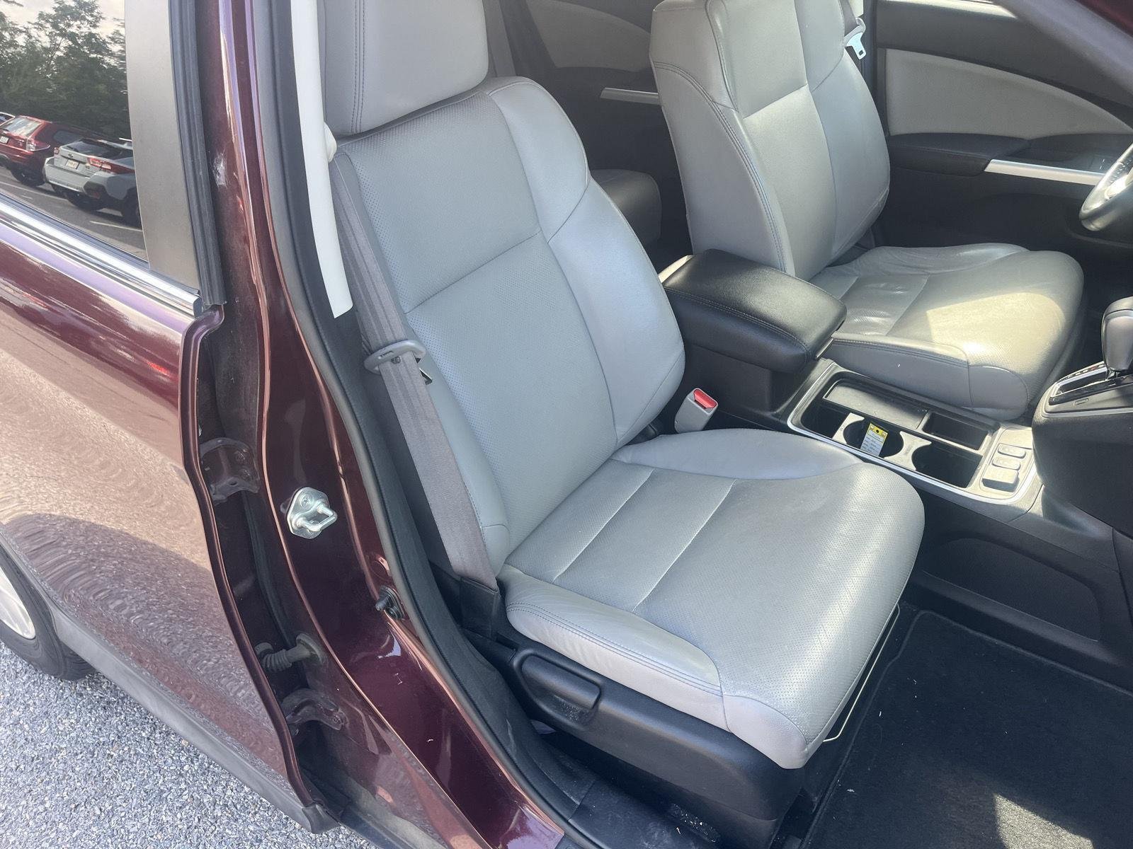 Used 2015  Honda EX-L image 22