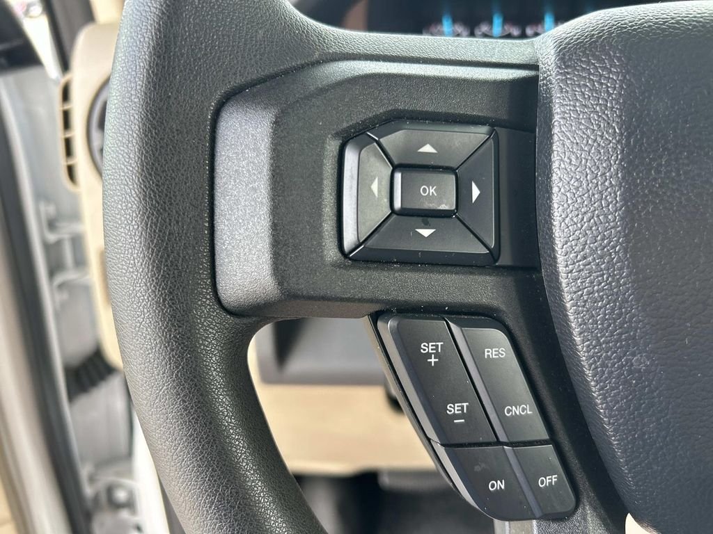 Used 2025 Oxford White Ford Base image 19