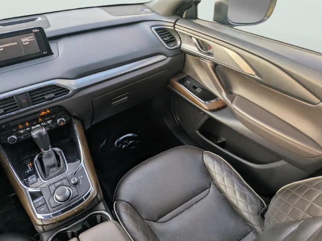 Used 2021 Gray Mazda Signature image 16
