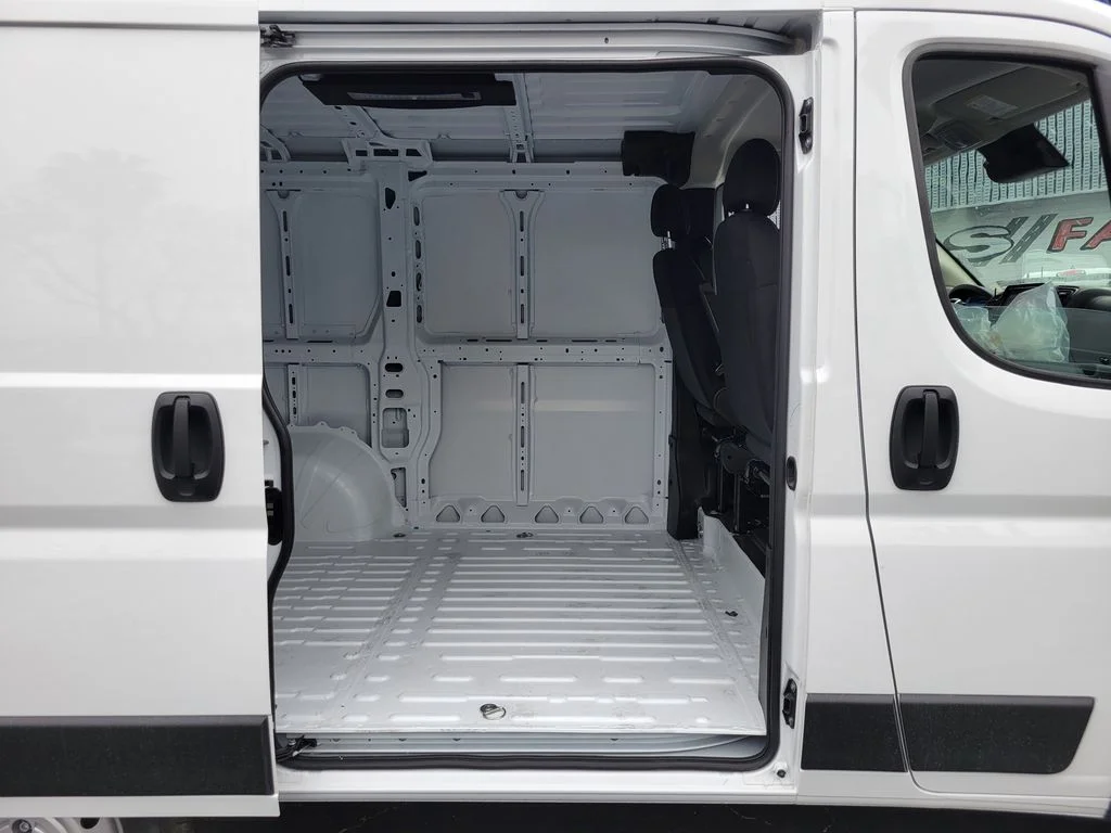 New 2026 Bright White Clear-Coat Exterior Paint RAM Low Roof image 14