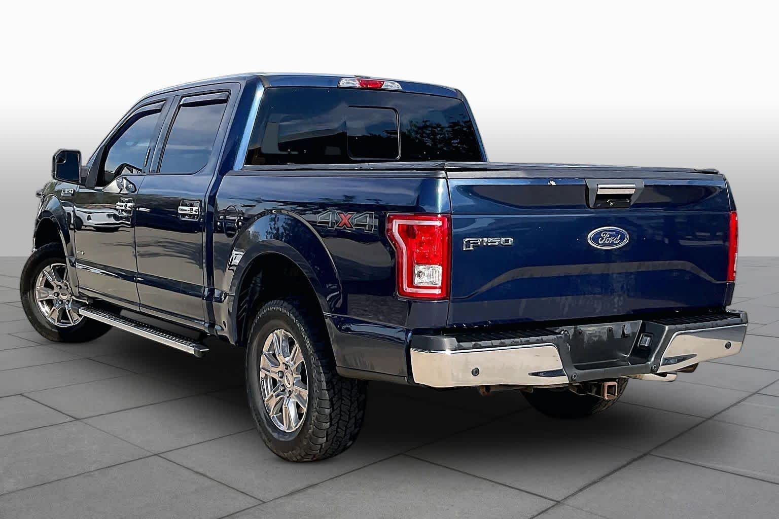 Used 2017 Blue Jeans Metallic Ford XLT image 12
