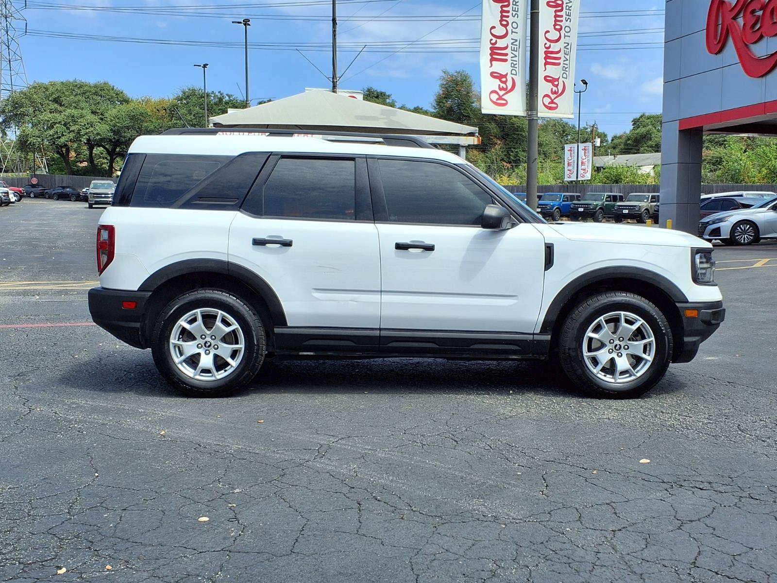 Used 2022 White Ford  image 4