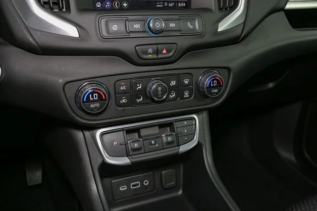 Used 2024 Silver GMC SLE image 25