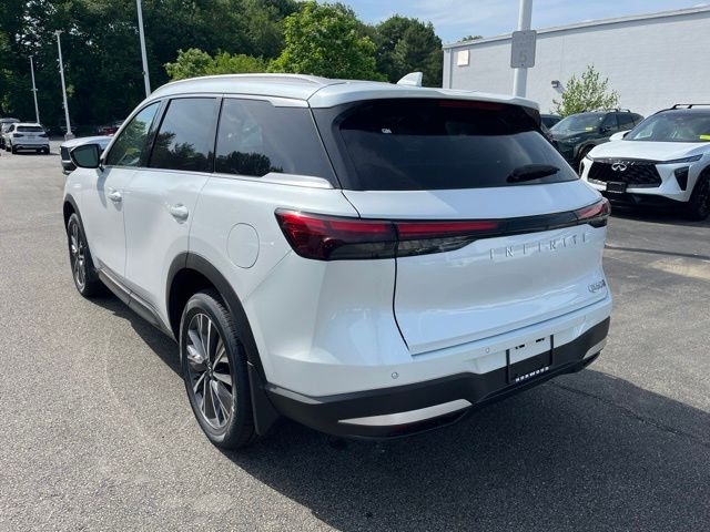 New 2027 White INFINITI Luxe AWD image 5