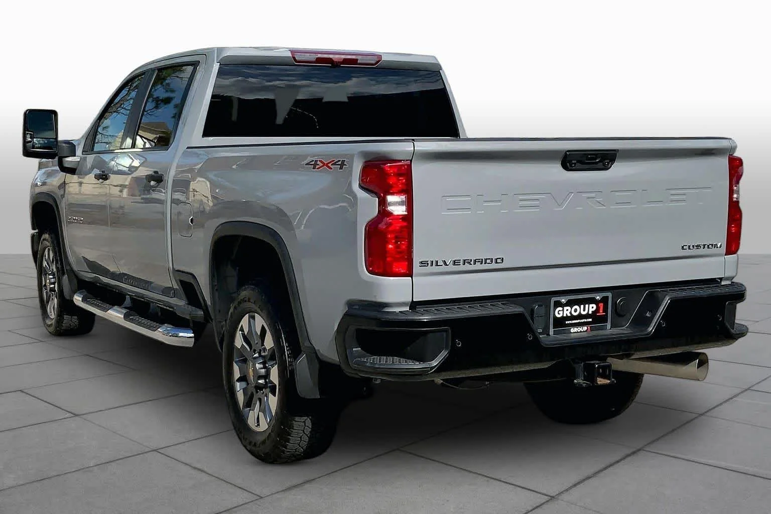 Used 2025 Slate Gray Metallic Chevrolet Custom image 12
