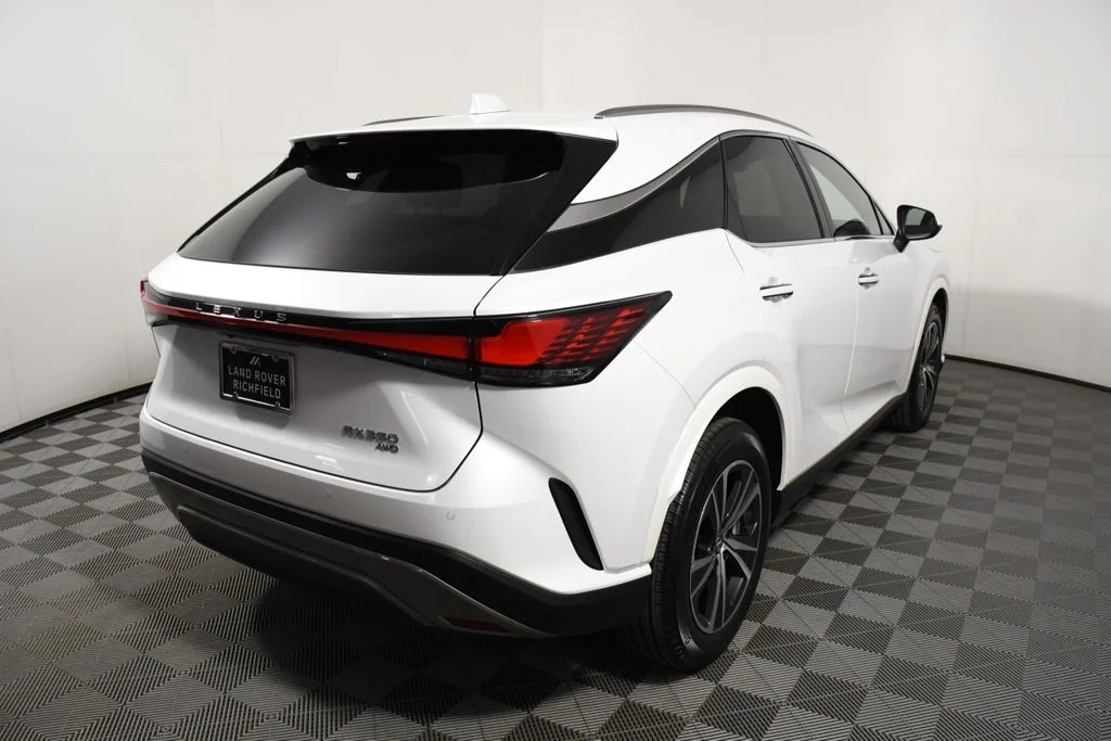 Used 2025 Eminent White Pearl Lexus 350 Premium image 6