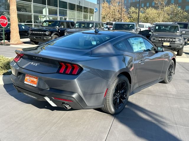 New 2026 Carbonized Gray Metallic Ford GT Premium image 7