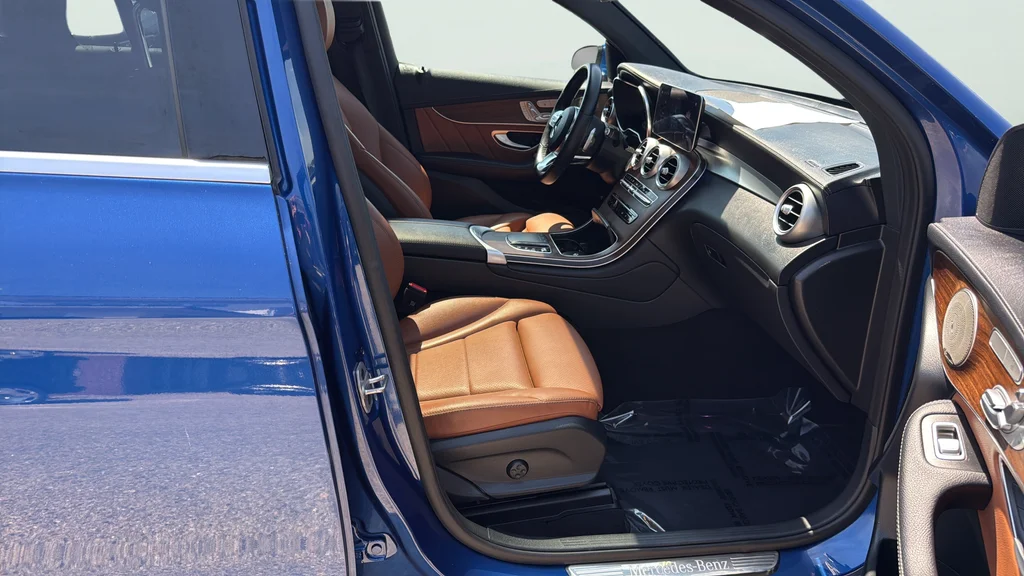 Used 2023 Blue Mercedes-Benz GLC 300 Coupe image 22