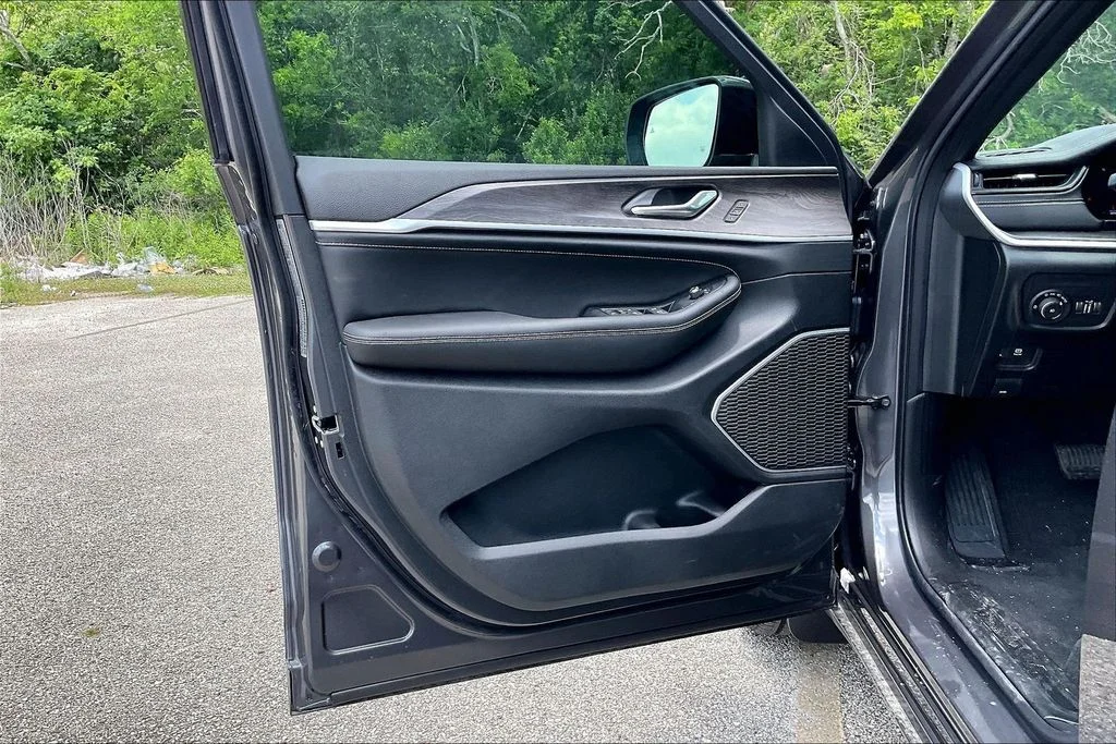 New 2026 Jeep Grand Cherokee L Limited 4D Sport Utility