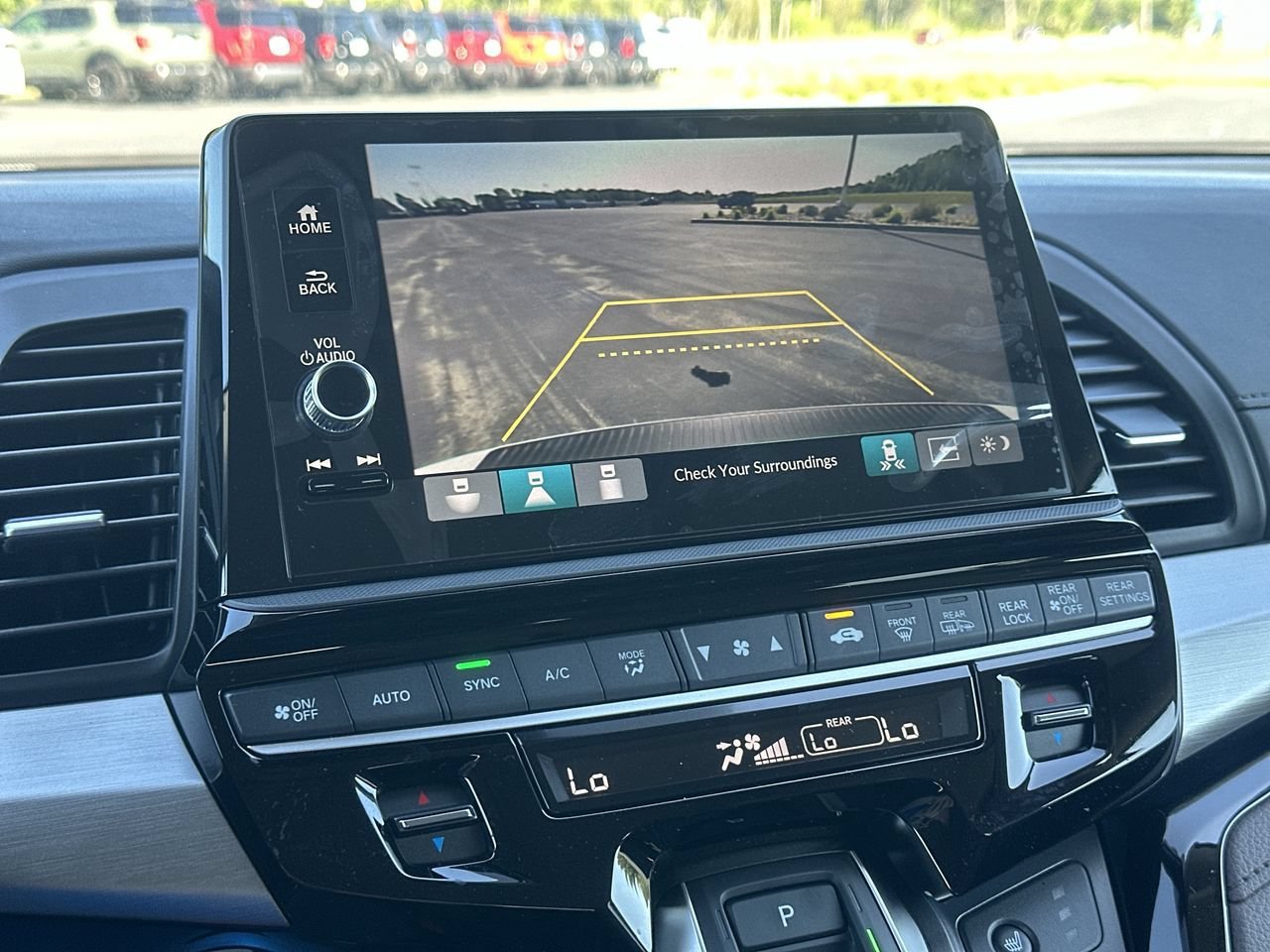 2026 Honda Odyssey Touring - Photo 17