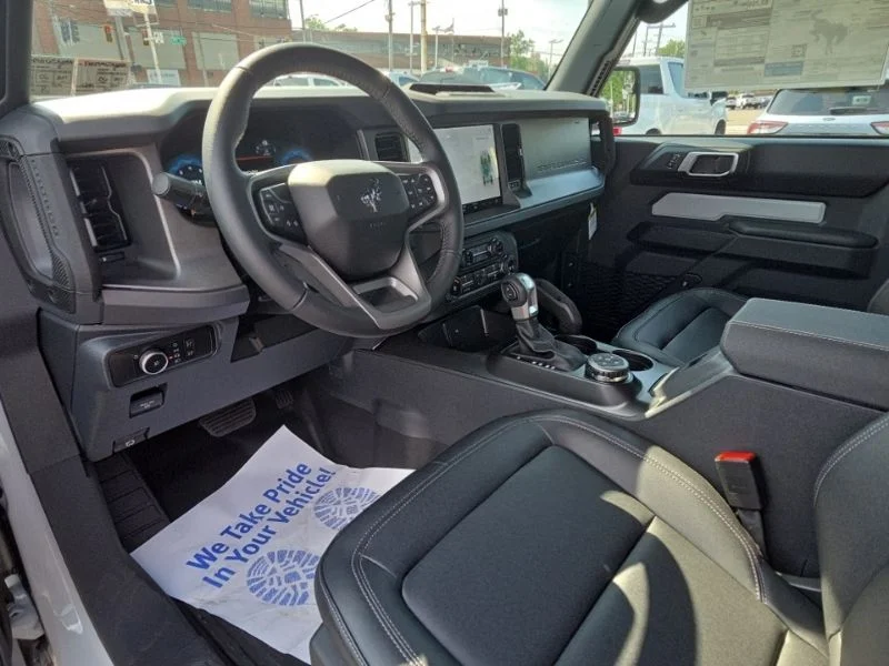 New 2026 Avalanche Gray Ford Badlands® image 17