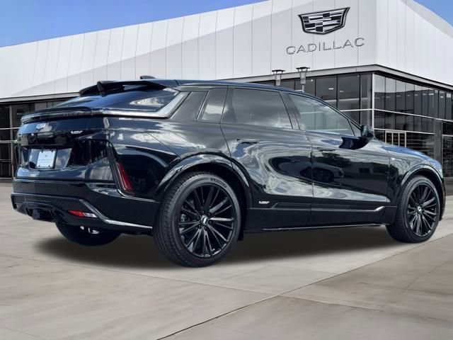 2026 Cadillac LYRIQ V Premium - Photo 7