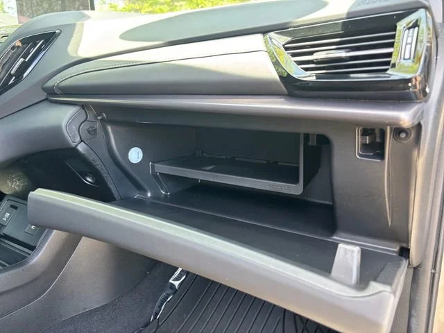 Certified Used 2025 Liquid Carbon Metallic Acura Base image 28