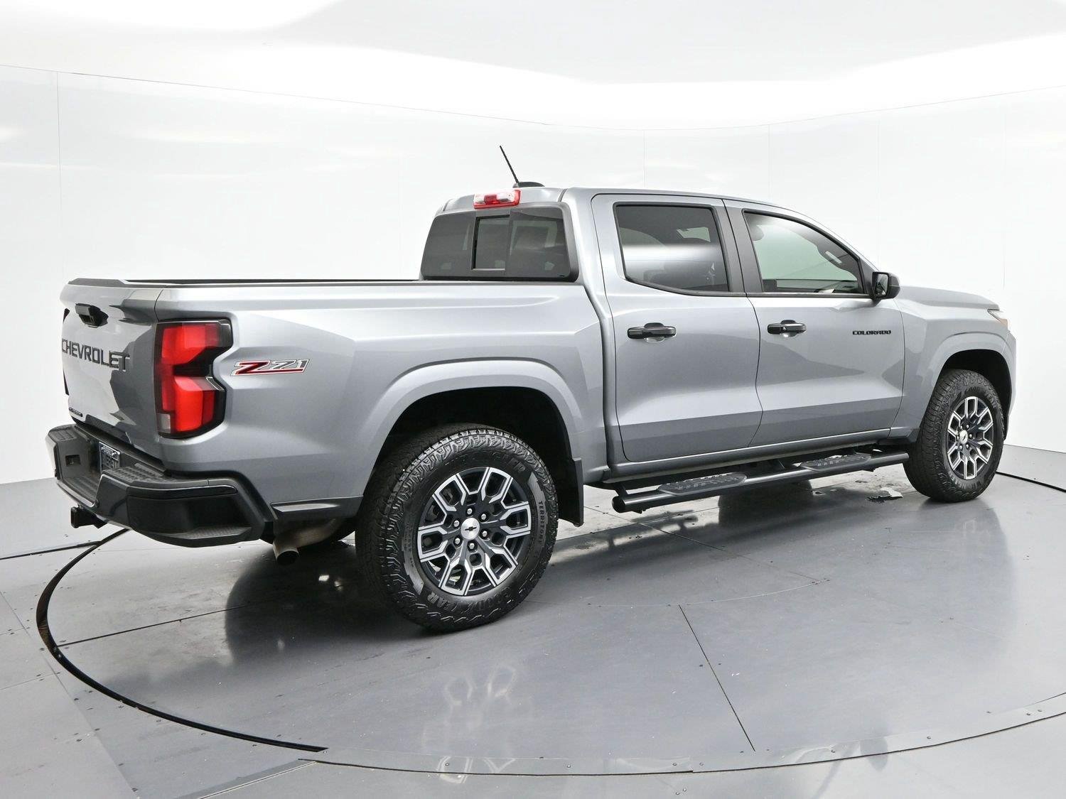 Used 2025 Sterling Gray Metallic Chevrolet Z71 image 7