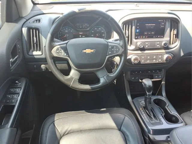 Used 2022 Black Chevrolet Z71 image 5