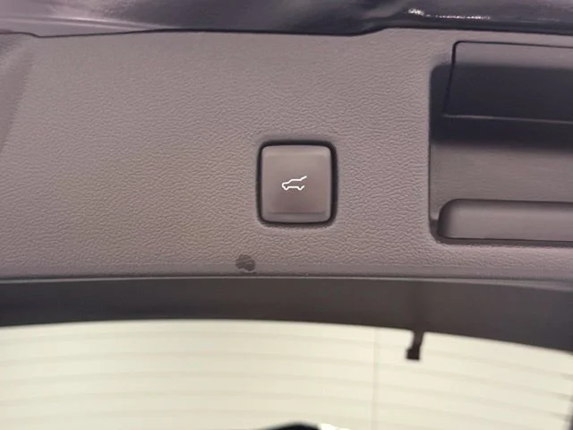 Used 2023 Black Ford ST-Line image 34