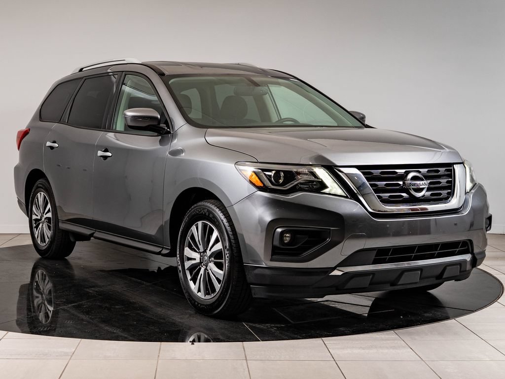 Used 2020 Gun Metallic Nissan SV image 12