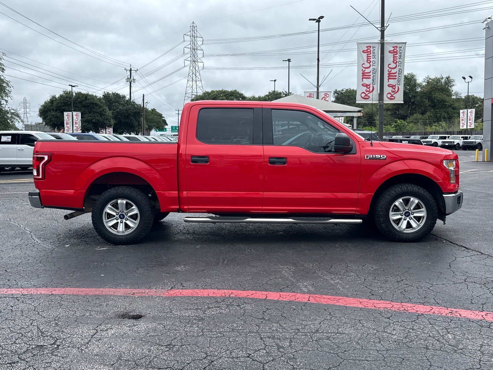 Used 2016 Red Ford  image 4