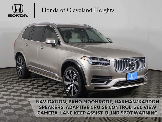 2024 Volvo XC90 Recharge Plug-In Hybrid T8 Plus Bright Theme 7 Passenger