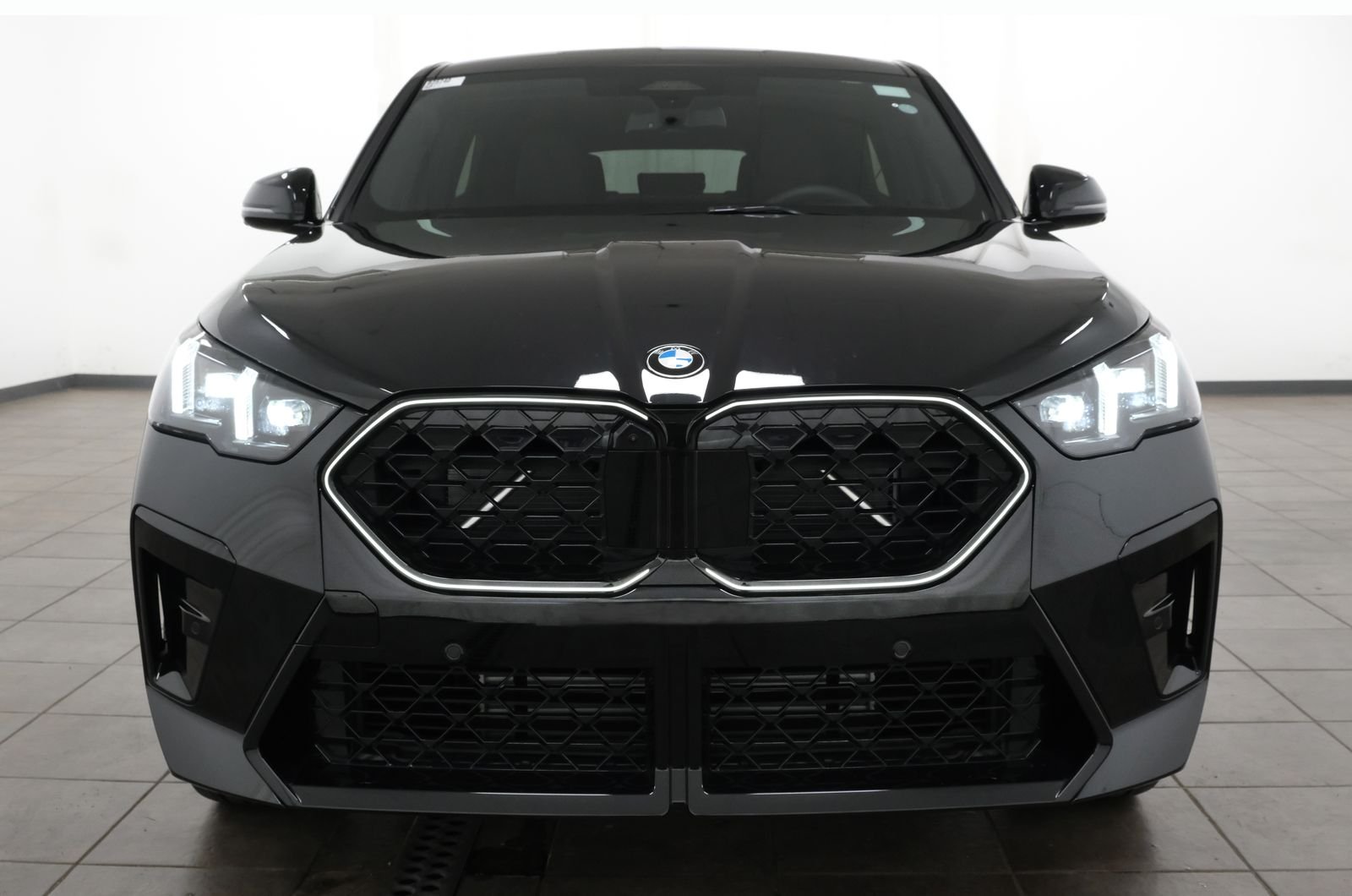 New 2026 Black Sapphire Metallic BMW xDrive28i image 8
