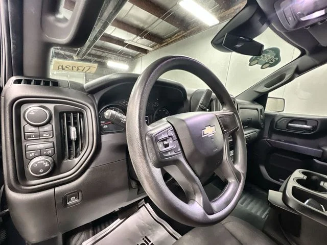 Used 2022 Blue Chevrolet Custom image 10