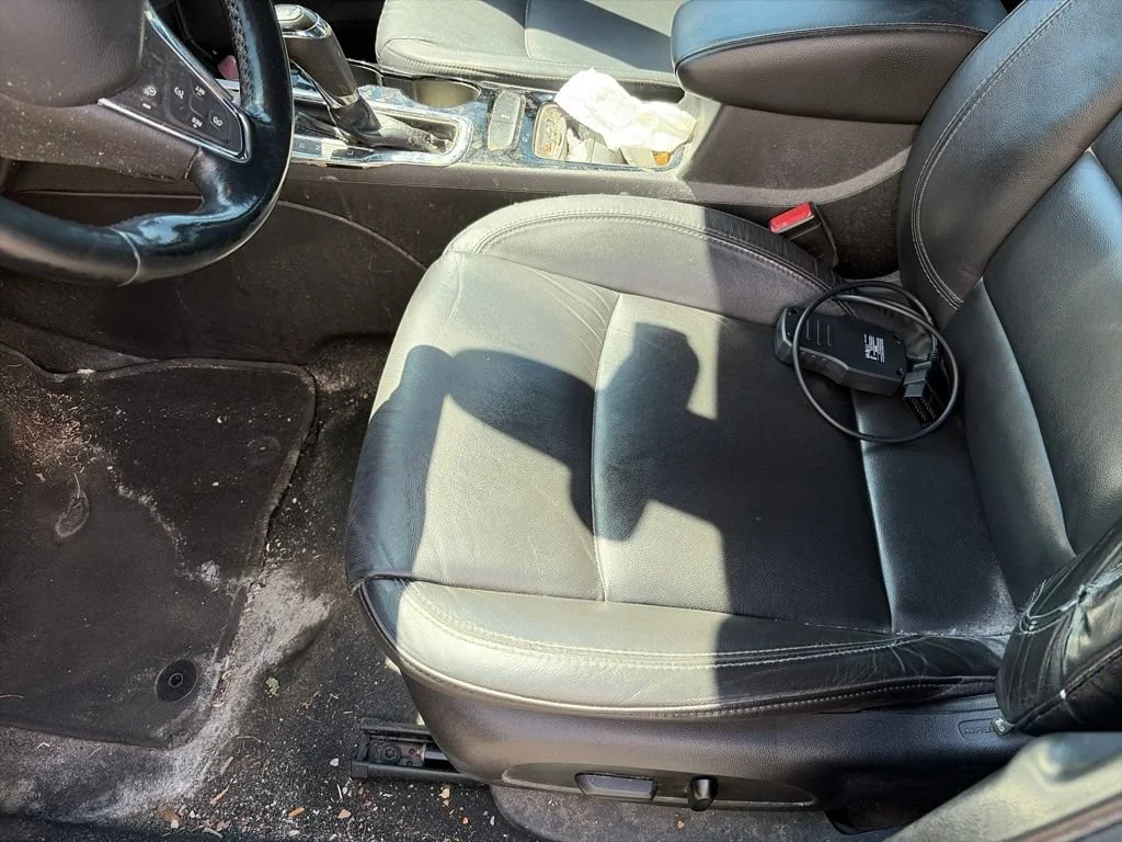 Used 2016 TUNGSTEN METALLIC Chevrolet Premier image 6