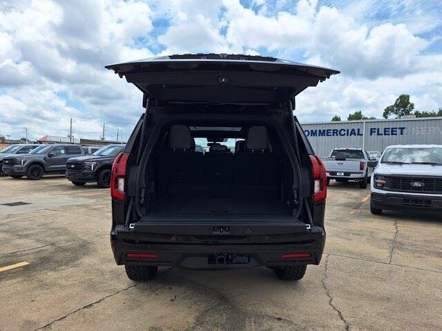 New 2026 Agate Black Metallic Ford Tremor® image 31