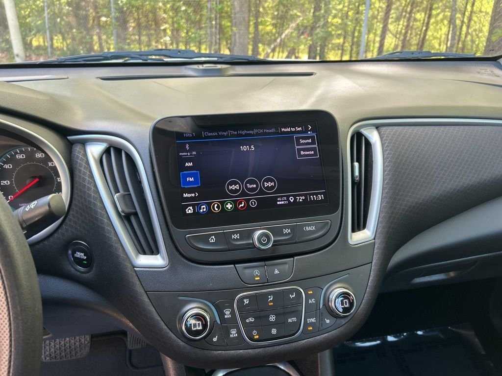 Used 2023 White Chevrolet LT image 18