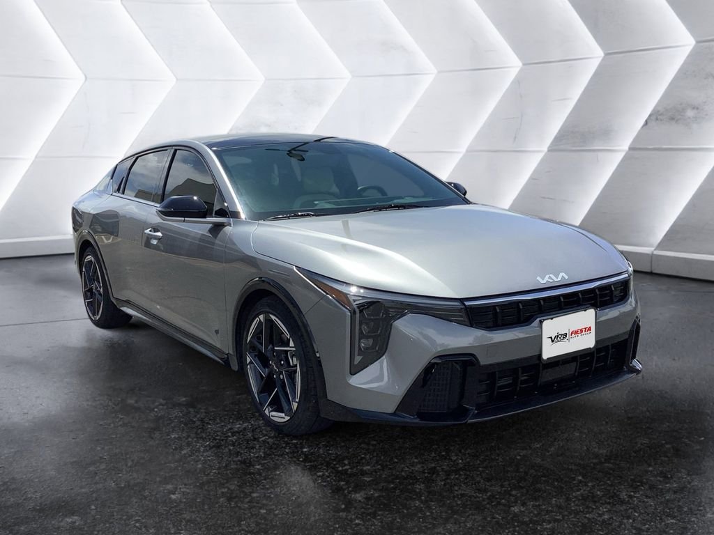 2026 Kia K4 GT-Line AT's photo