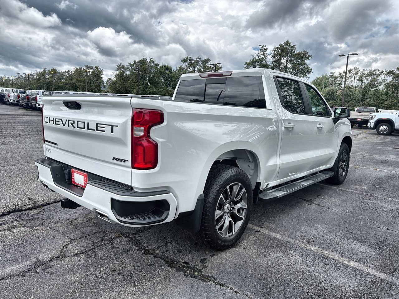 Used 2023 Summit White Chevrolet RST image 8