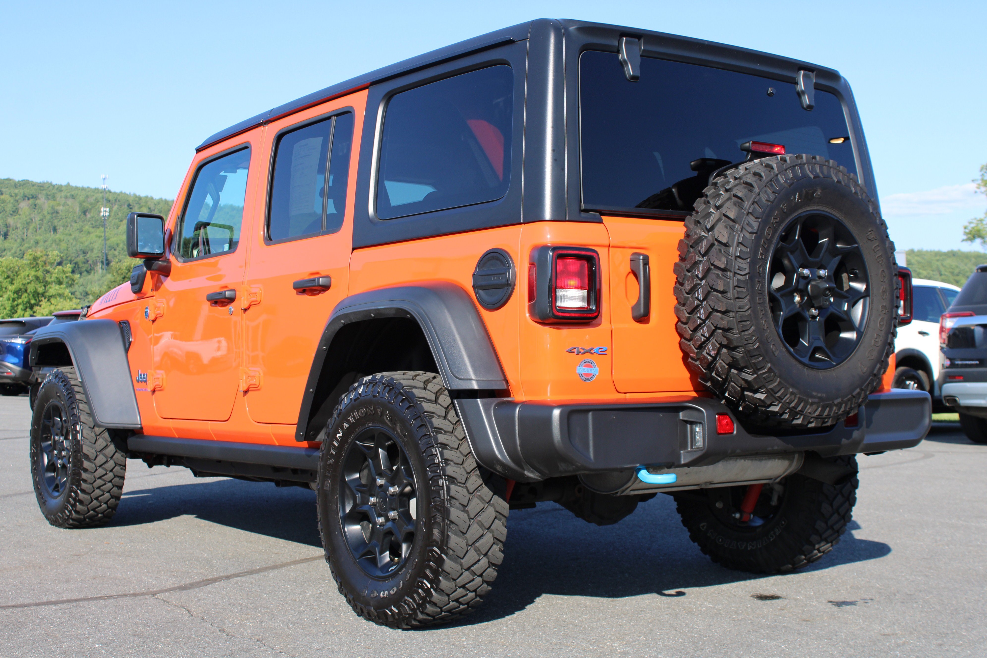 Used 2023 Punkn Metallic Clearcoat Jeep  image 11