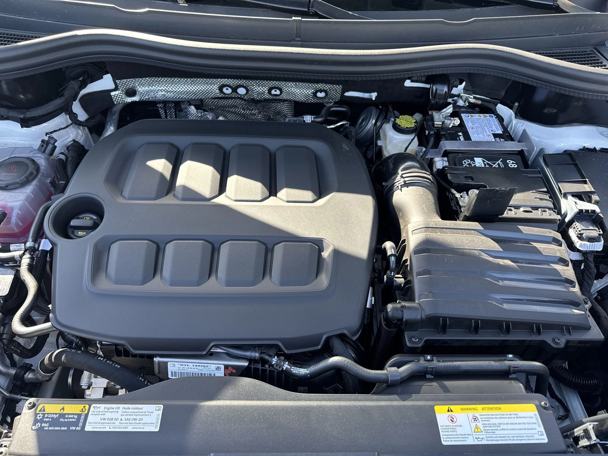 New 2026 Pure White Volkswagen SE image 34