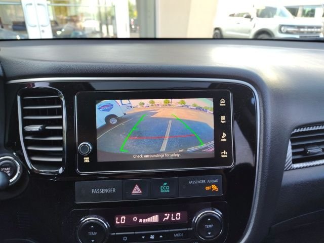 Used 2017 Black Mitsubishi SE image 18