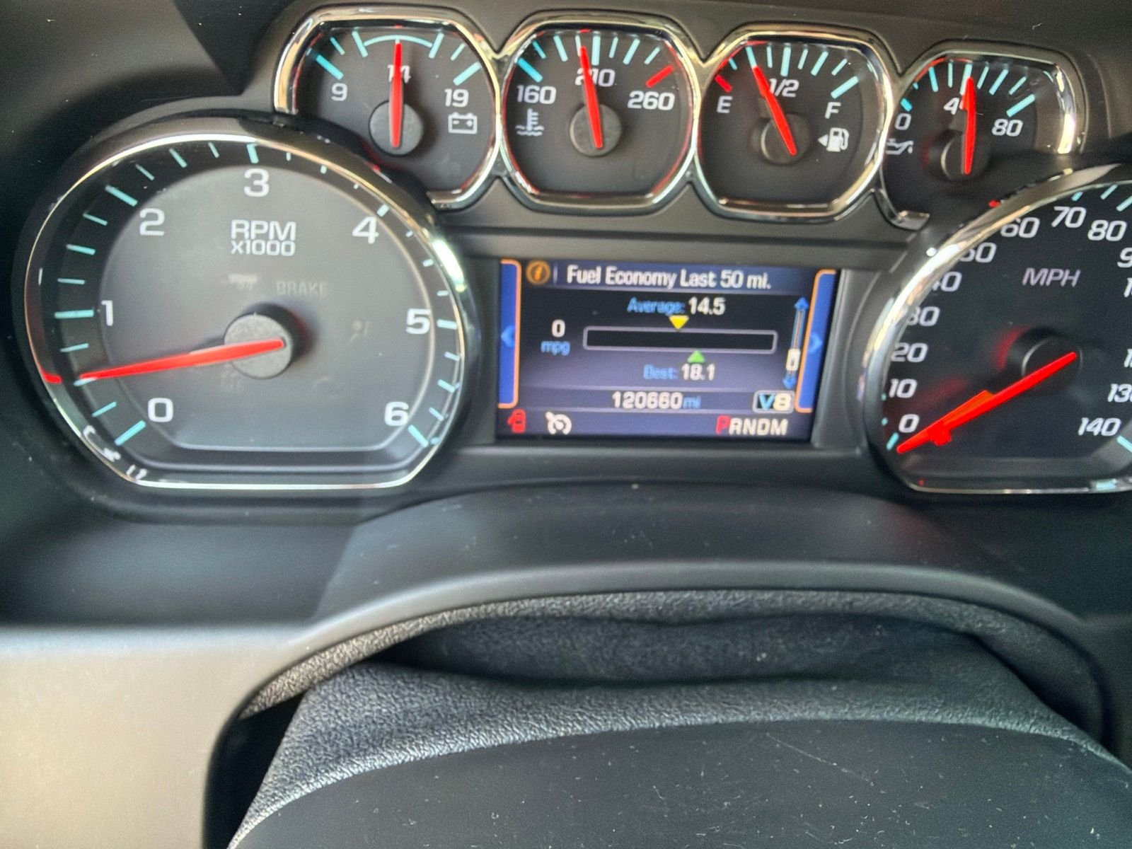 Used 2015 Silver Ice Metallic Chevrolet LT image 18