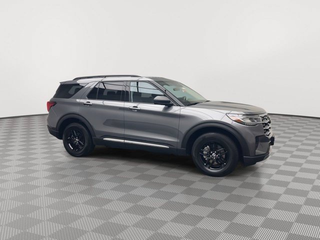 Used 2025 Carbonized Gray Ford Active image 42