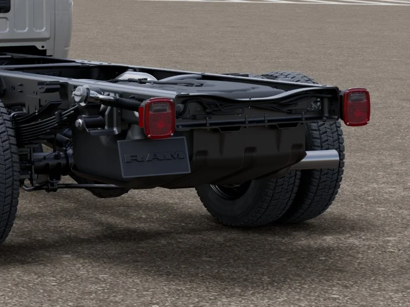 New 2026 Silver-Zynith Exterior Paint RAM TRADESMAN image 5