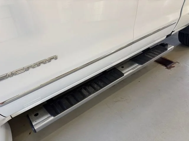 Used 2018 Summit White GMC SLT image 24